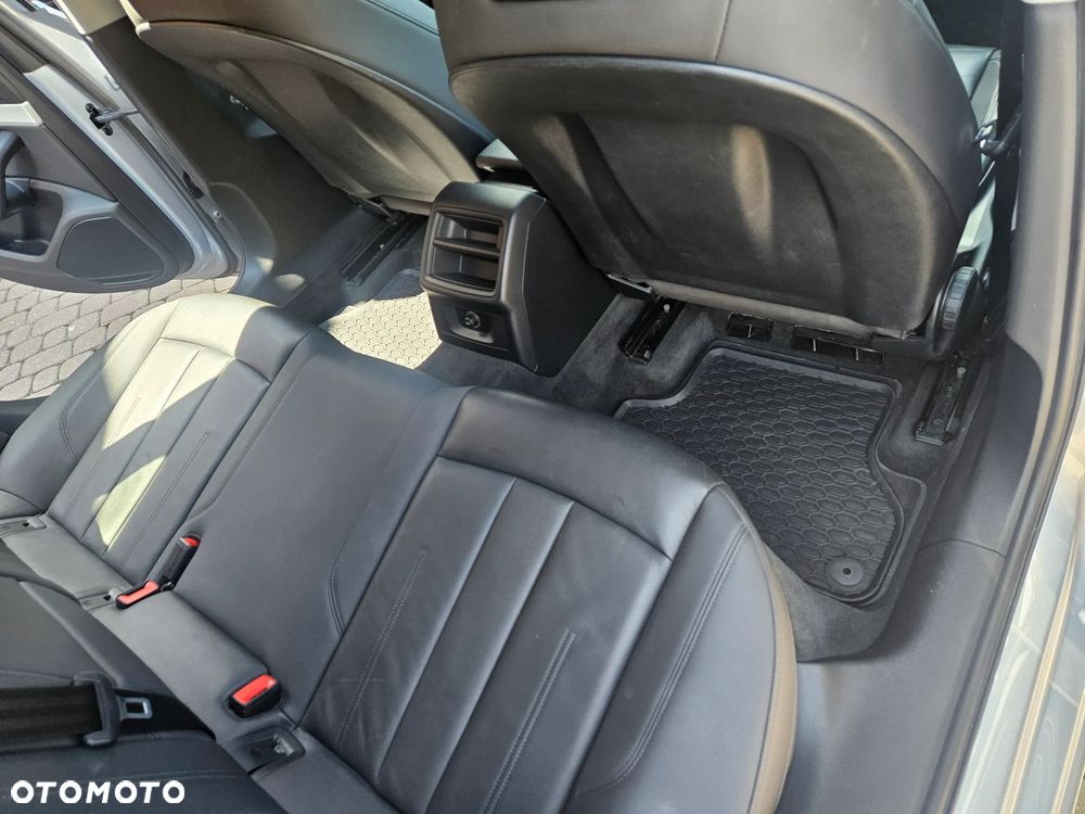 Audi A4 Avant 30 TDI S tronic advanced - 17