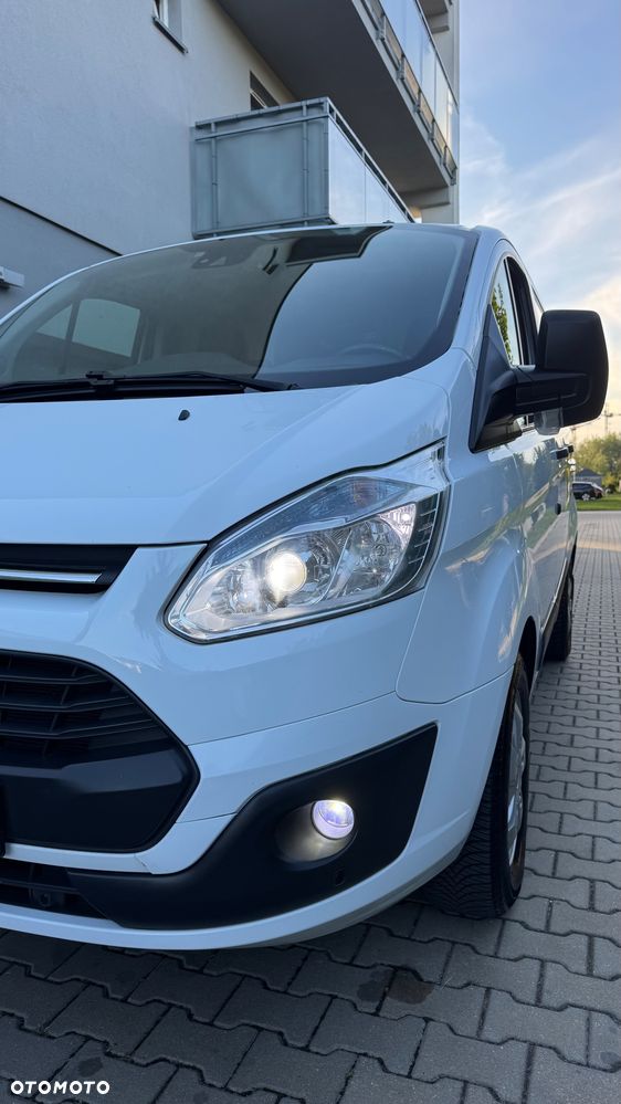 Ford Transit Custom L2H2 średni  xenon kamera idealny 2.2TDCI blaszak krótki L1H2 VAT FV faktura 23% 3 miejsca / osobowy blaszak podwójne drzwi z obu stron - 15