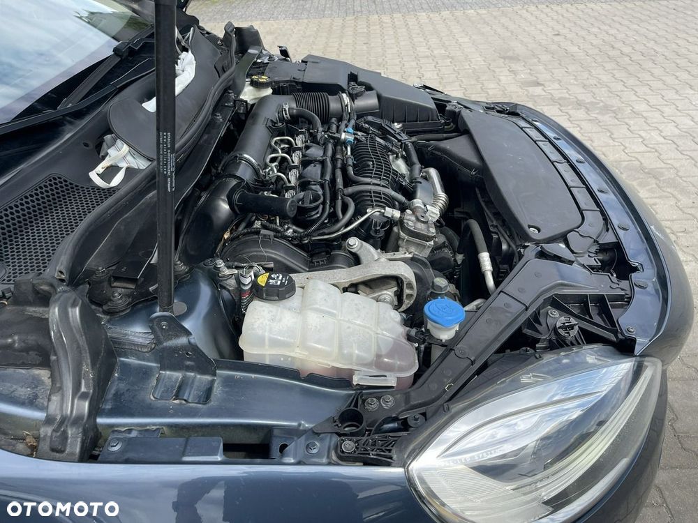Volvo V40 D3 Drive-E SCR Momentum - 14