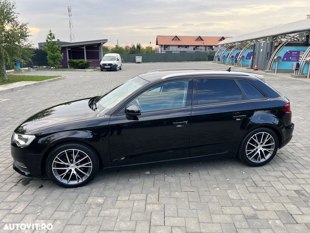 Audi A3 2.0 TDI Stronic Attraction - 6