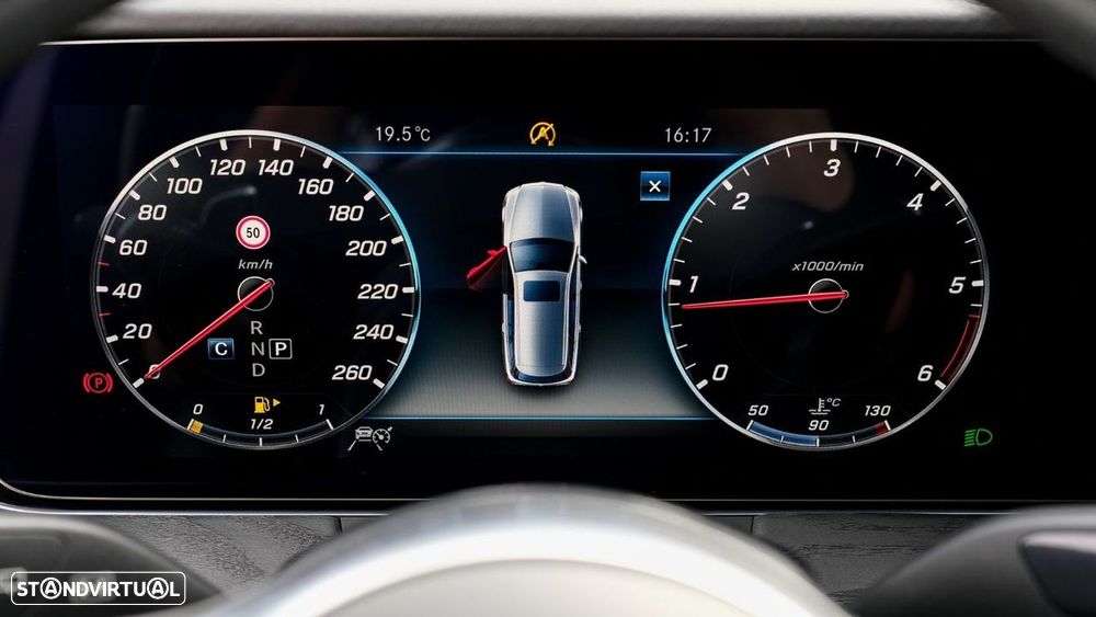 Mercedes-Benz E 220 d AMG Line 7L - 12