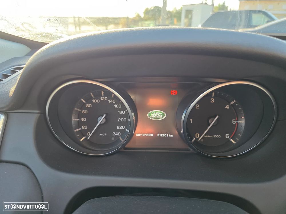 Land Rover Discovery Sport 2.0 TD4 HSE Luxury - 11