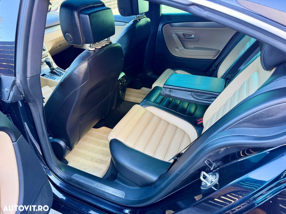 Volkswagen Passat CC - 20
