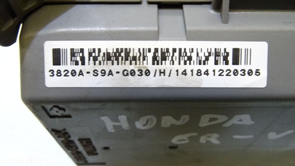 SKRZYNKA BEZPIECZNIKÓW HONDA CR-V II 2.2i-CDTi - 3