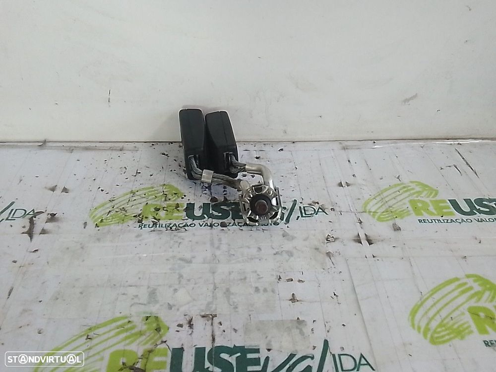 Fixador/Engate Do Cinto Tr Esq Volkswagen Golf V (1K1) - 2