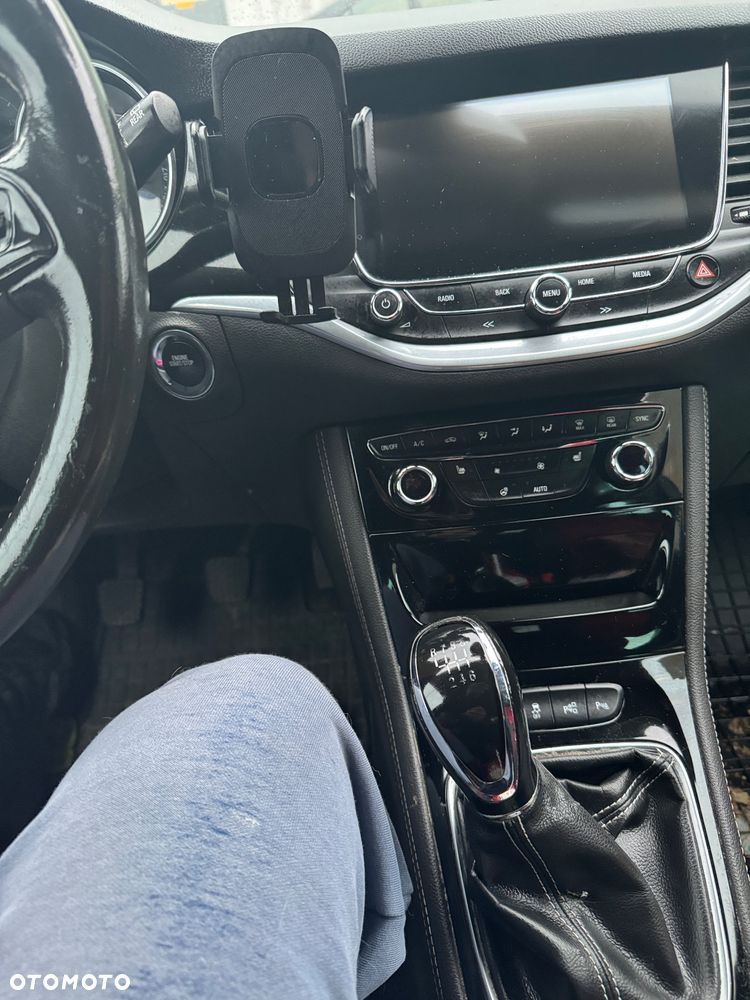 Opel Astra V 1.4 T Elite - 8