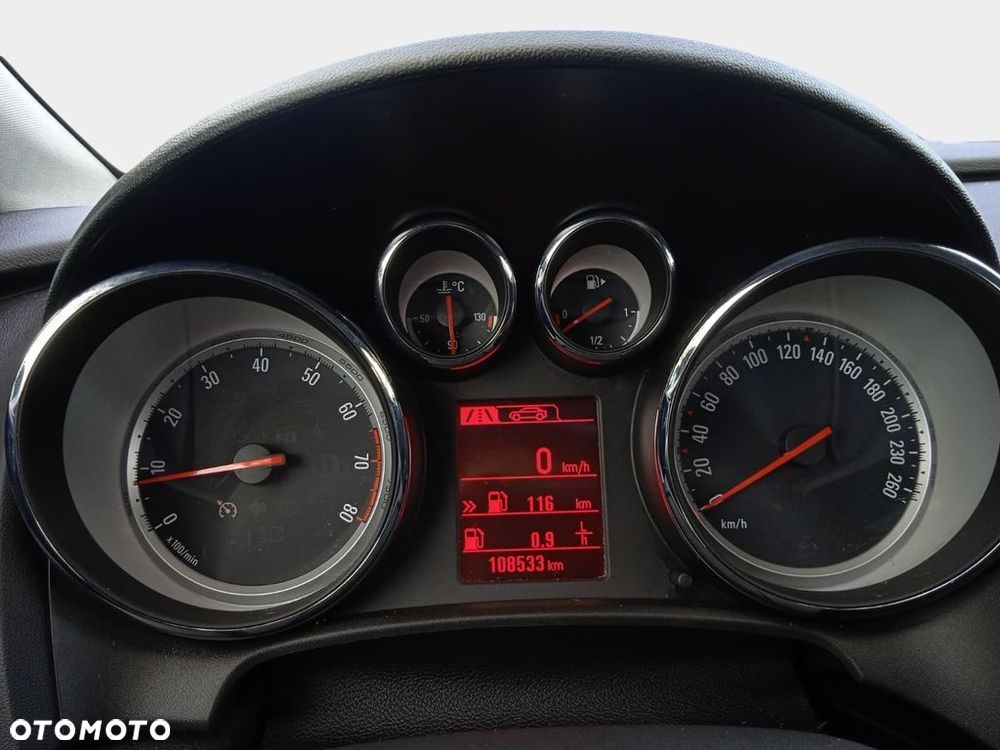 Opel Astra 1.4 T EU6 - 17