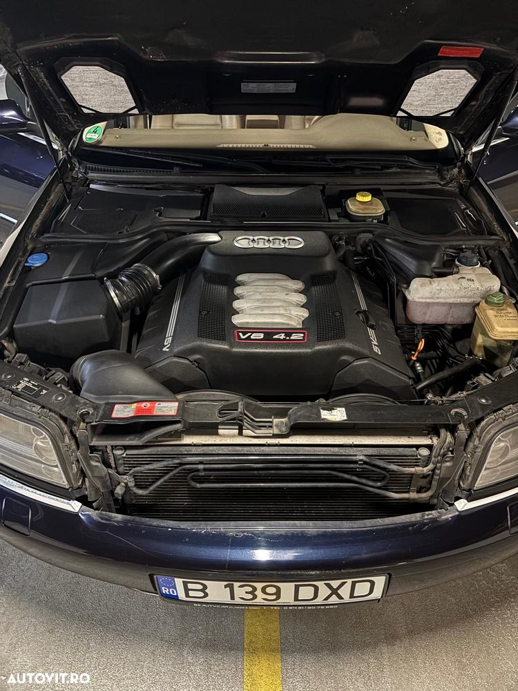 Audi S8 - 22