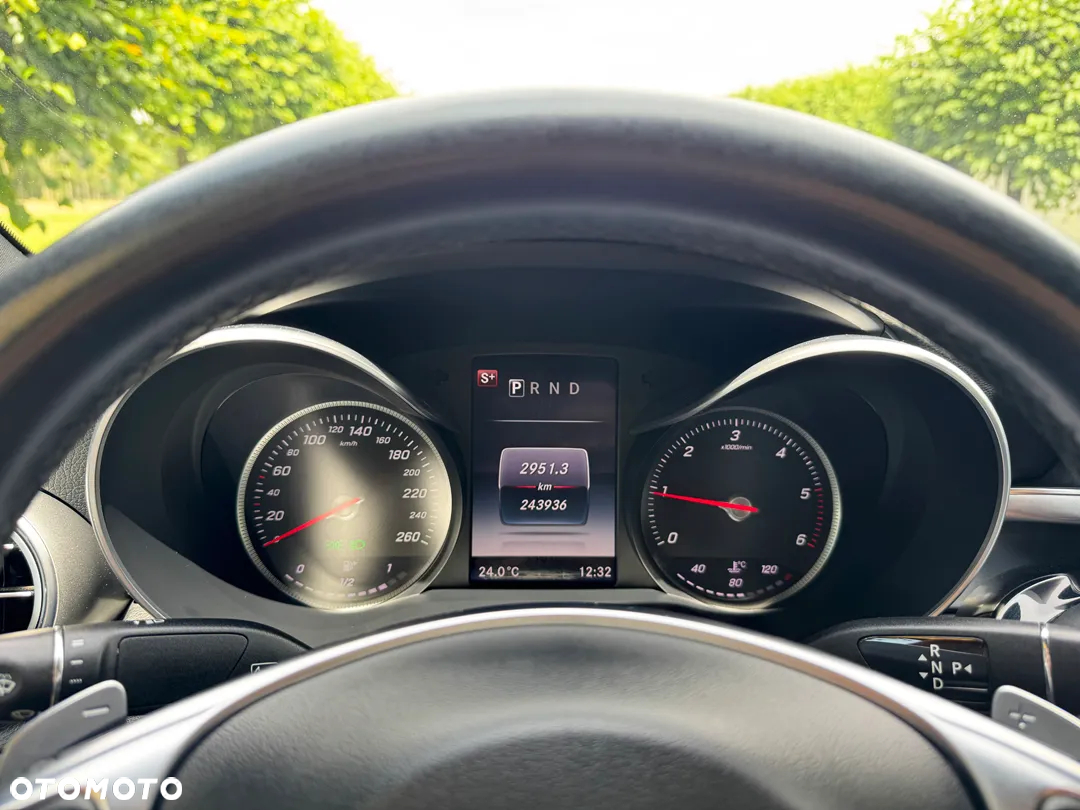Mercedes-Benz Klasa C 220 (BlueTEC) d 7G-TRONIC AMG Line - 23