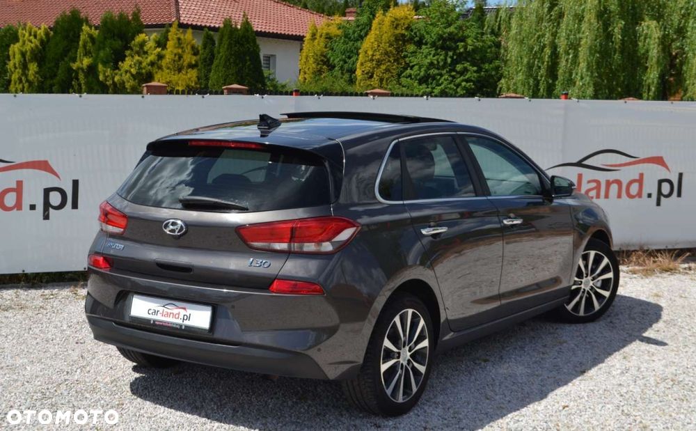 Hyundai i30 1.4 T-GDI DCT Premium - 12