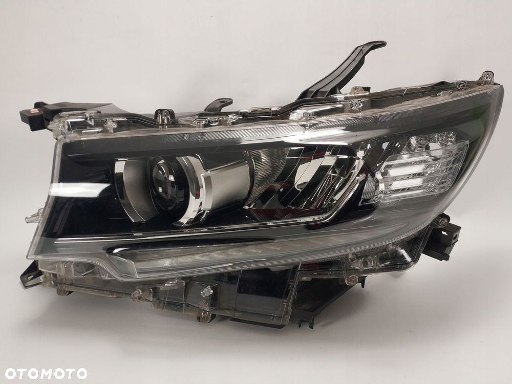 reflektor lewy toyota land cruiser 150 2018- - 10