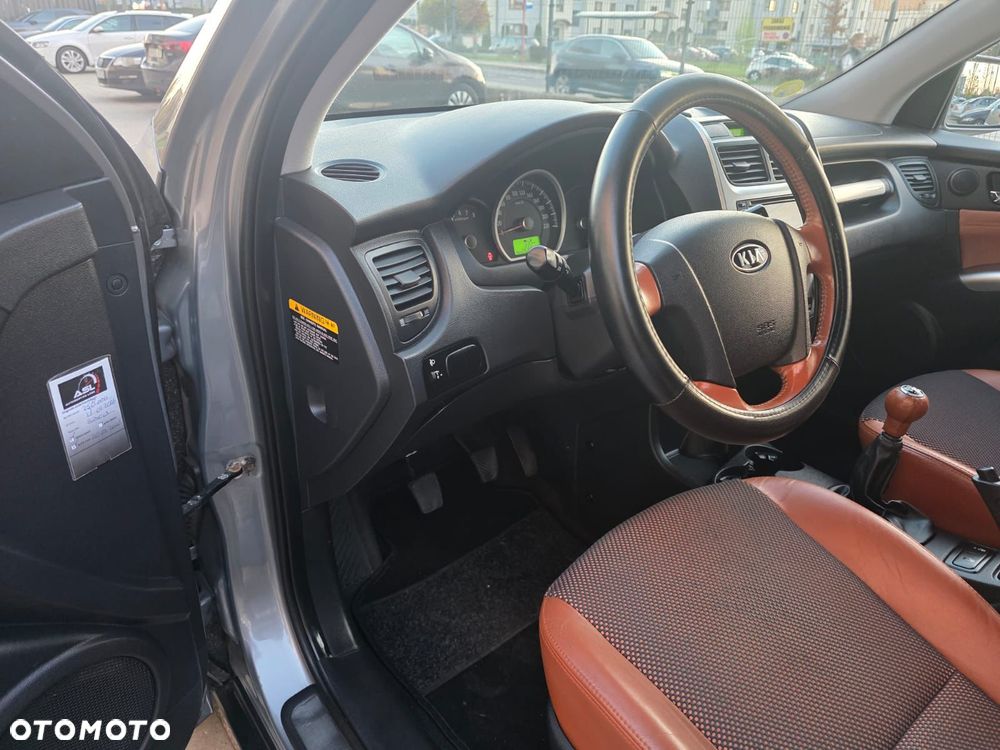 Kia Sportage 2.0 (kla) / Voyage - 17