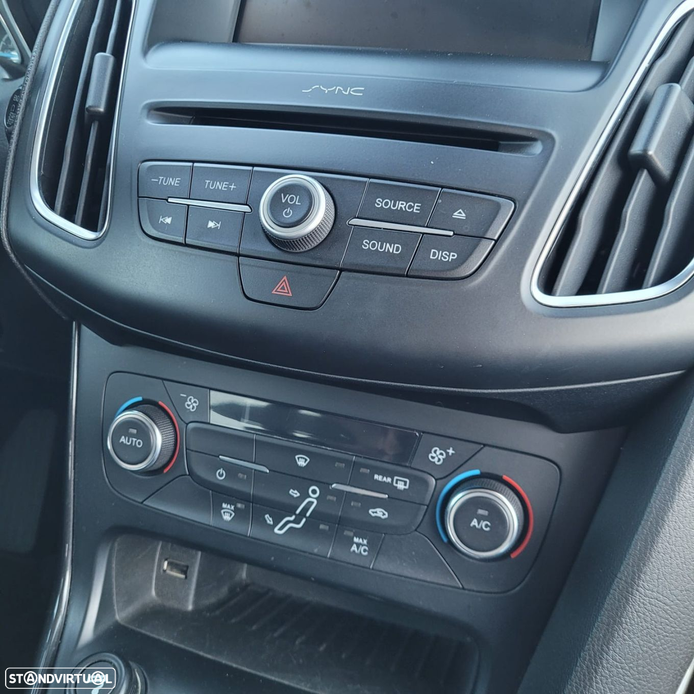 Ford Focus SW - 17