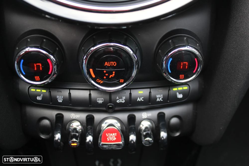 MINI Cabrio Cooper SD Auto Desportiva - 23