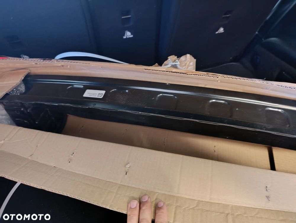 Mercedes-Benz GLB 250 4Matic 8G-DCT Style - 14