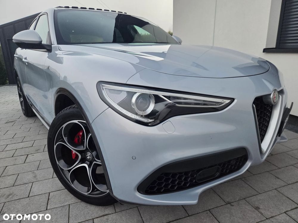 Alfa Romeo Stelvio 2.0 Turbo TI Q4 - 31
