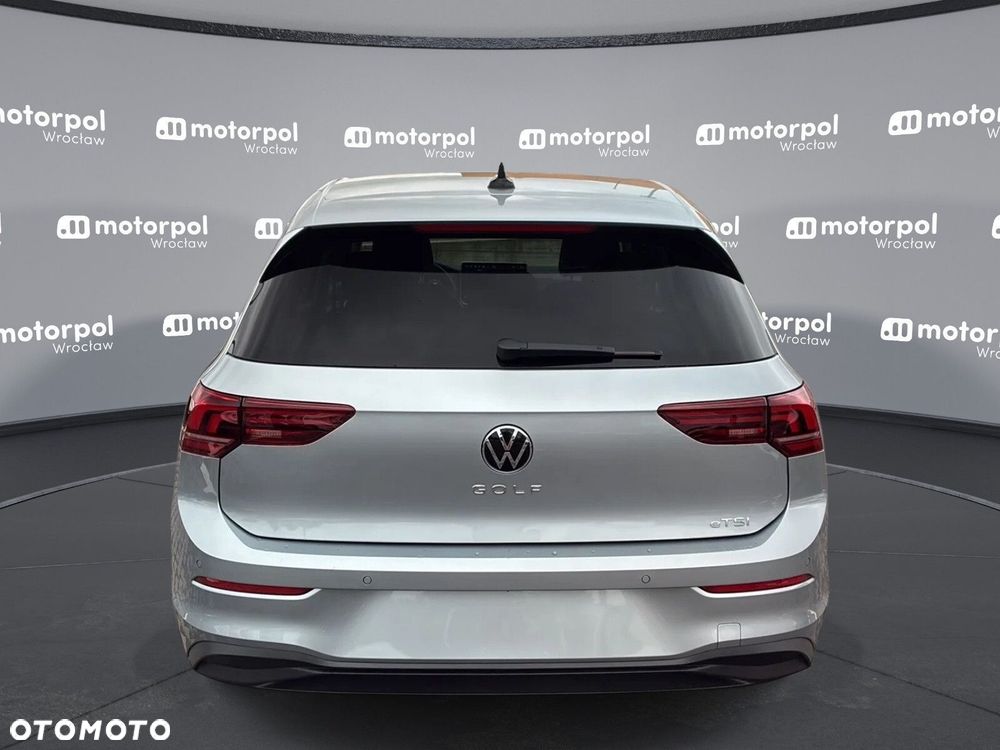 Volkswagen Golf - 9