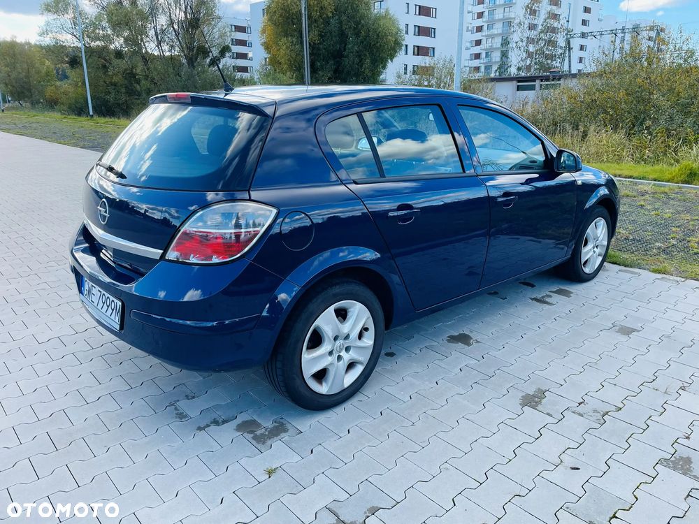 Opel Astra 1.6 - 5