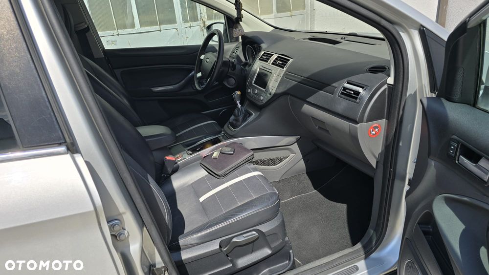 Ford Kuga 2.0 TDCi Titanium - 20