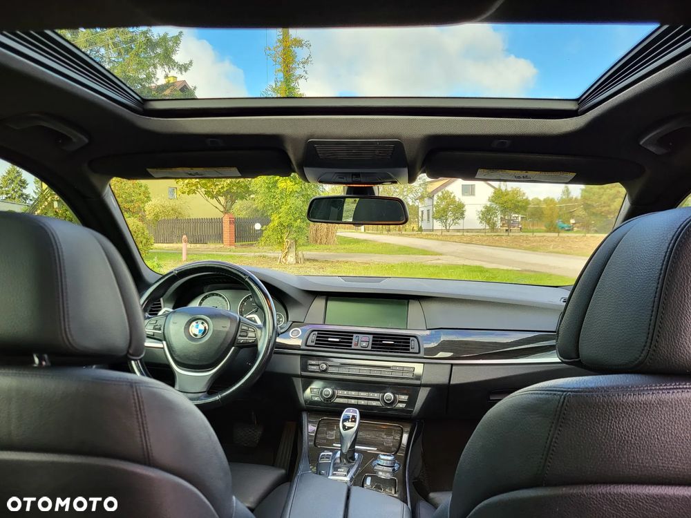 BMW Seria 5 - 32