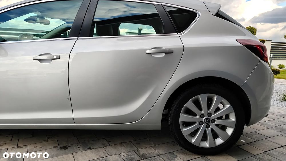 Opel Astra - 11