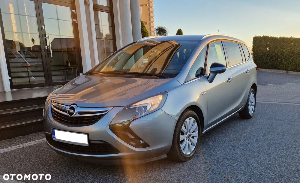 Opel Zafira - 2