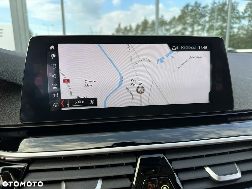 BMW Seria 5 520d xDrive - 23