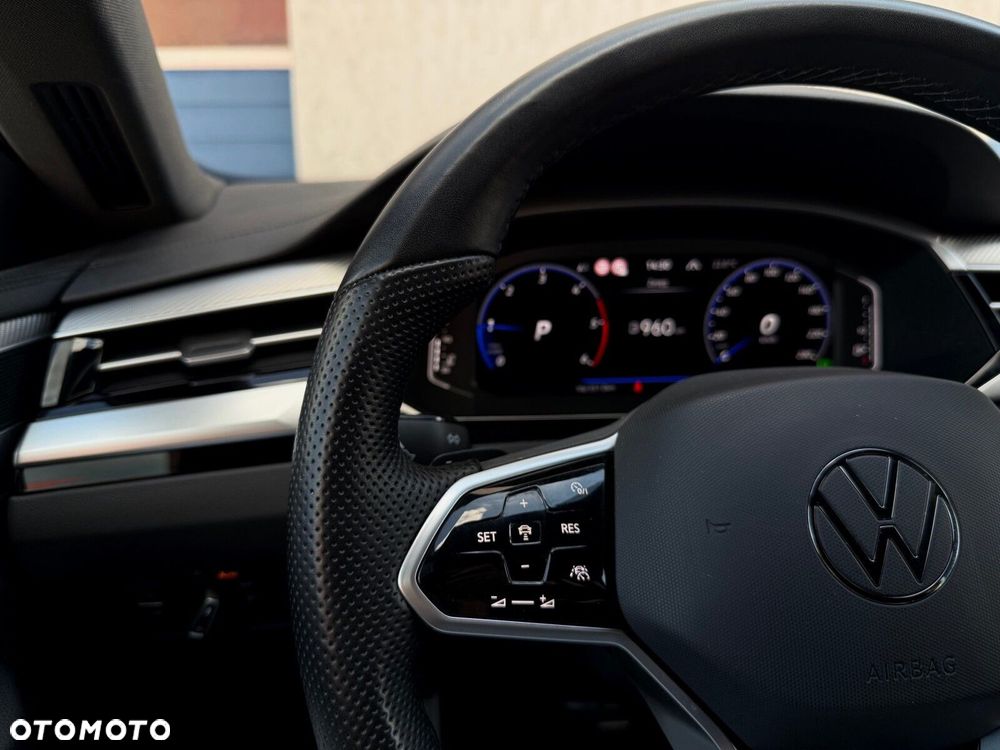 Volkswagen Arteon Shooting Brake 2.0 TDI 4Motion R-Line DSG - 24