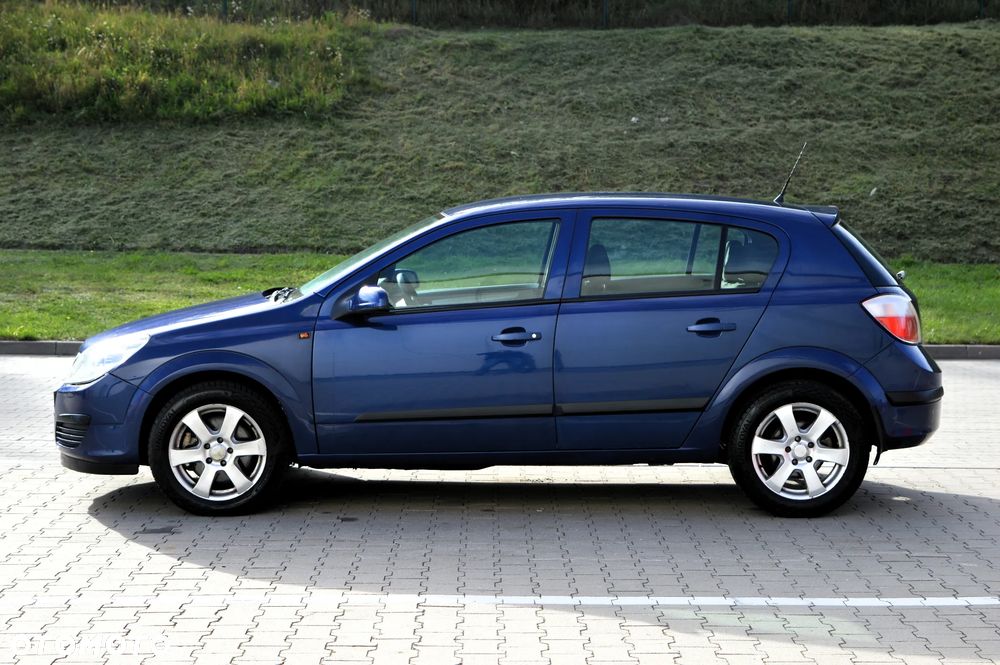 Opel Astra 1.9 CDTI Edition - 26