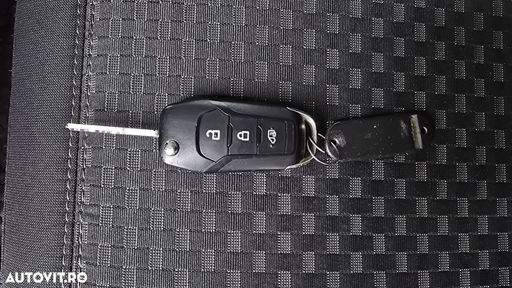 Ford Transit Connect - 21