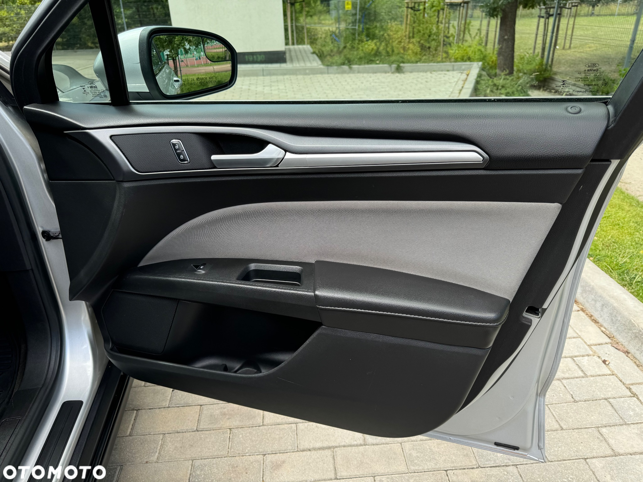 Ford Mondeo - 24