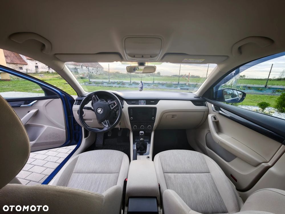Skoda Octavia 1.6 TDI Ambition - 5