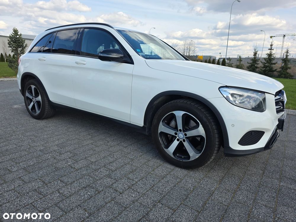 Mercedes-Benz GLC - 1