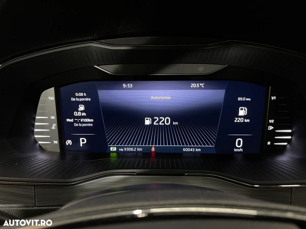 Skoda Superb 1.5 TSI DSG Ambition - 25
