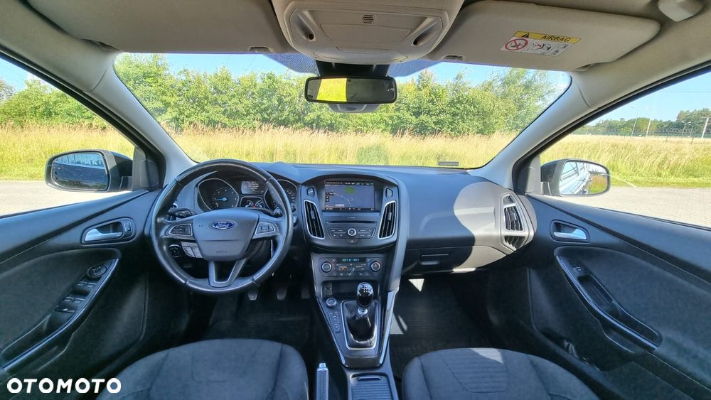 Ford Focus - 11