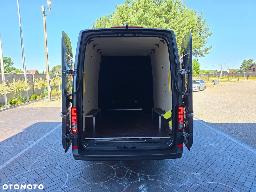 Volkswagen CRAFTER 4 MOTION AUTOMAT-8 Bie Długi 7-OSOBOWY BOGATA OPCJA WYPOSAŻENIA NAVI KAMERA COFANIA FUL LED LAKIER METALIZOWANY SALON PL STAN NOWY - 38