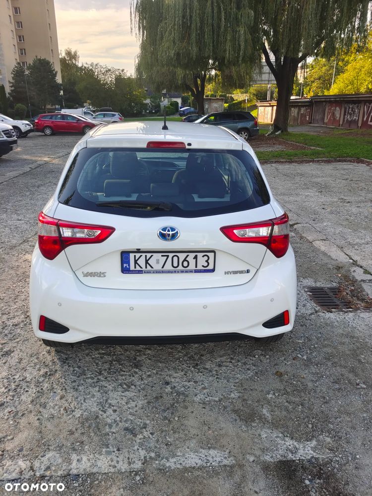 Toyota Yaris 1.5 Premium CVT - 8