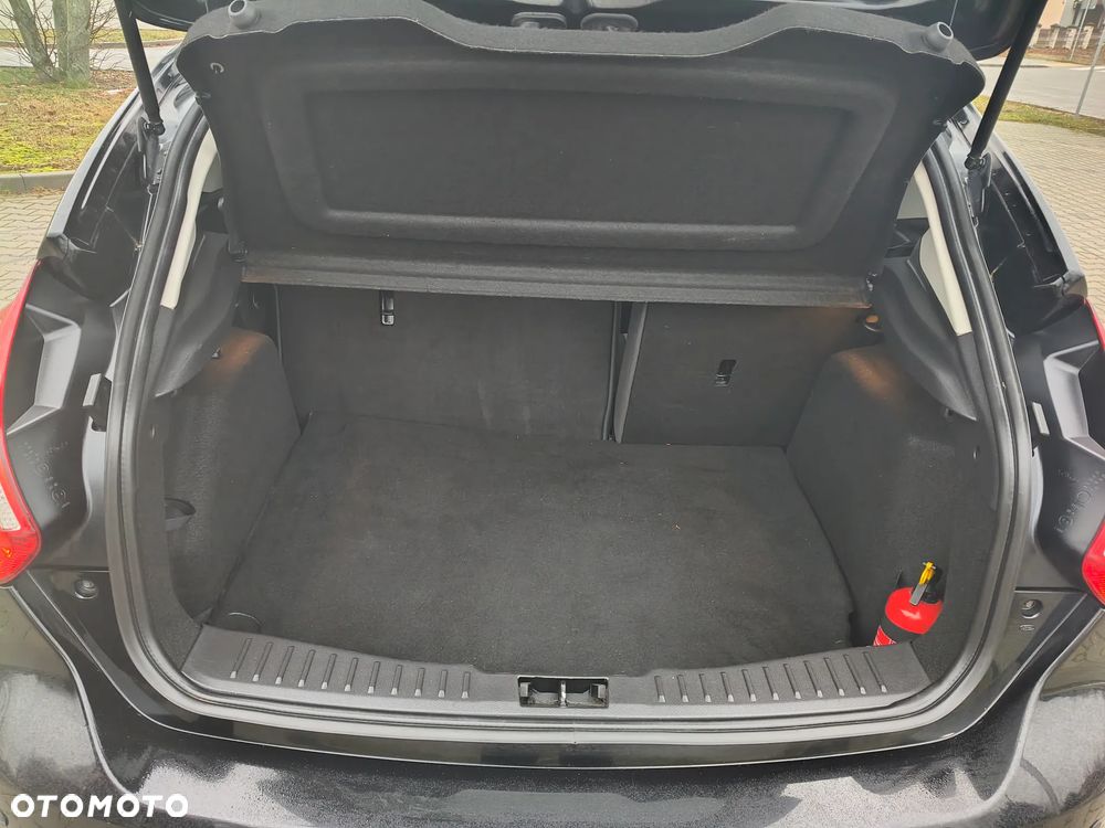 Ford Focus 1.6 Trend - 21