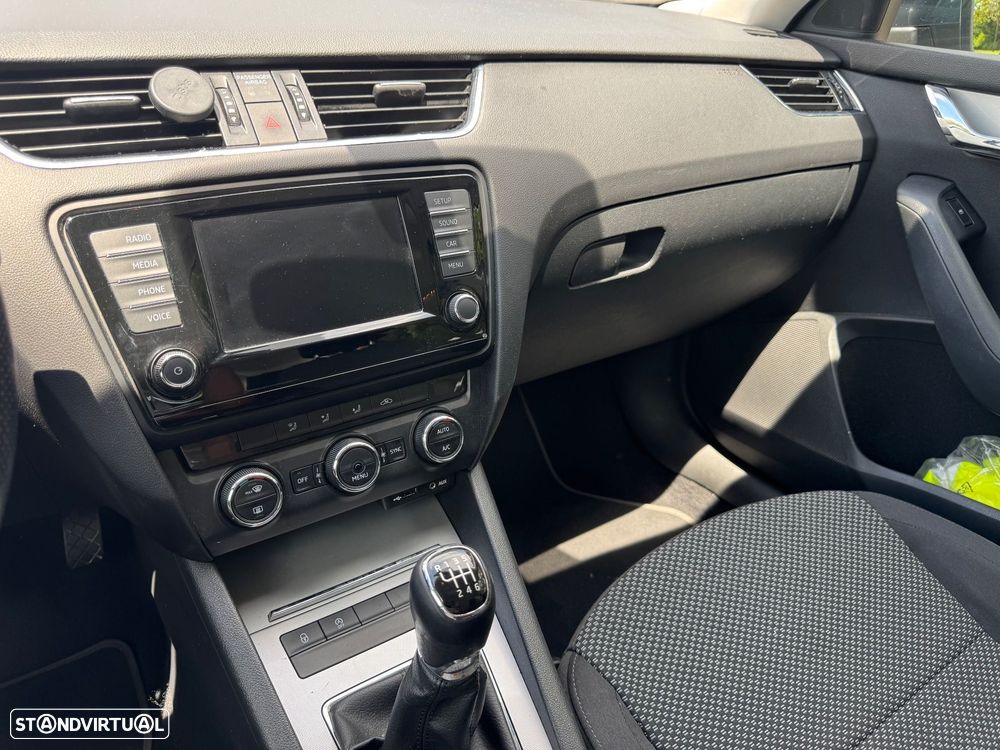 Skoda Octavia Break 1.6 TDi Greenline - 8