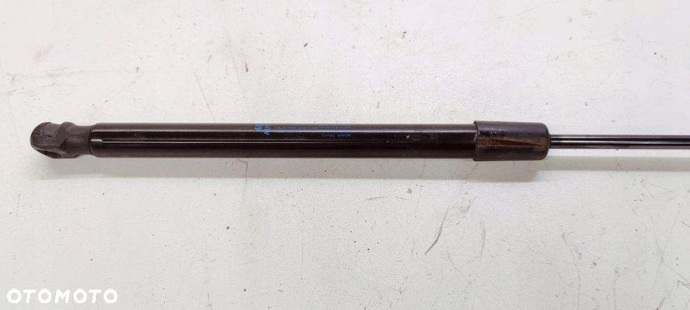 SIŁOWNIK TELESKOP KLAPY TYŁ AUDI A6 C7 4G9827552A - 2