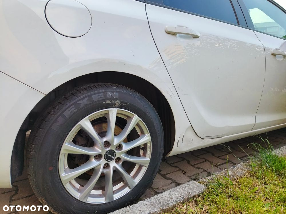 Opel Astra IV 1.6 Enjoy - 15