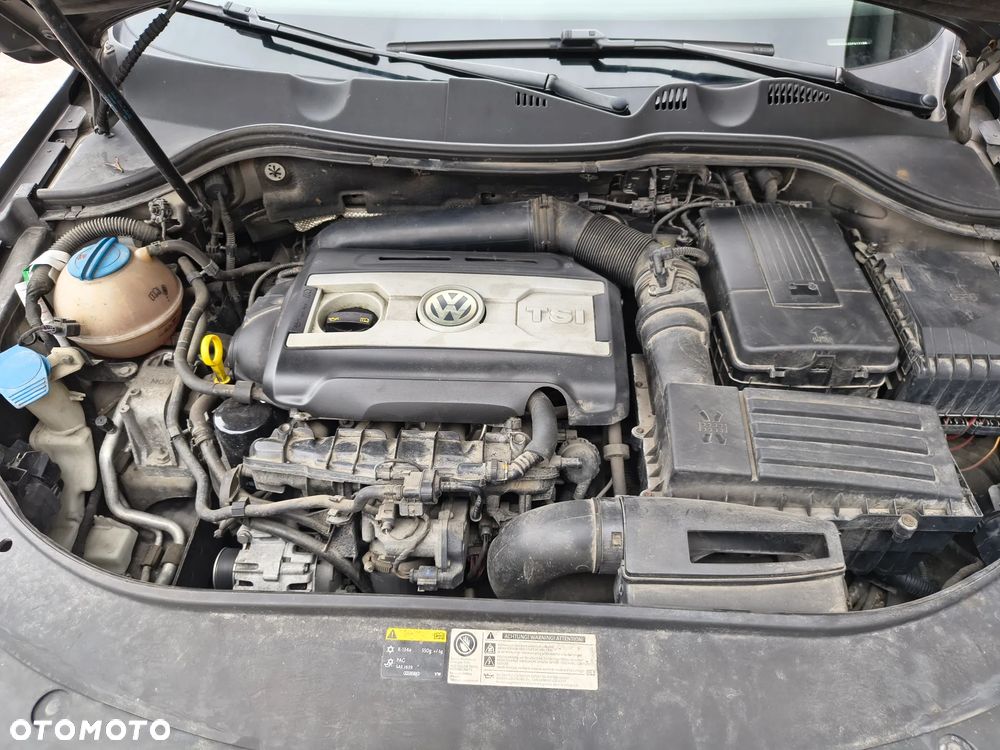 Volkswagen Passat 2.0 TSI Highline - 16