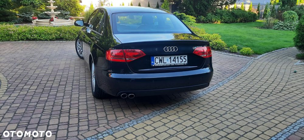 Audi A4 Limousine - 2