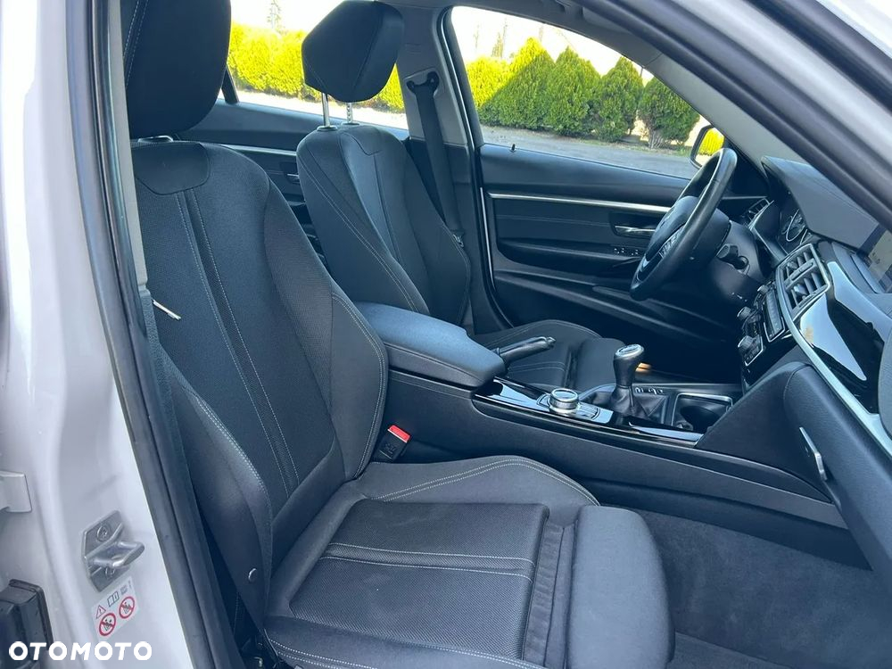 BMW Seria 3 - 13