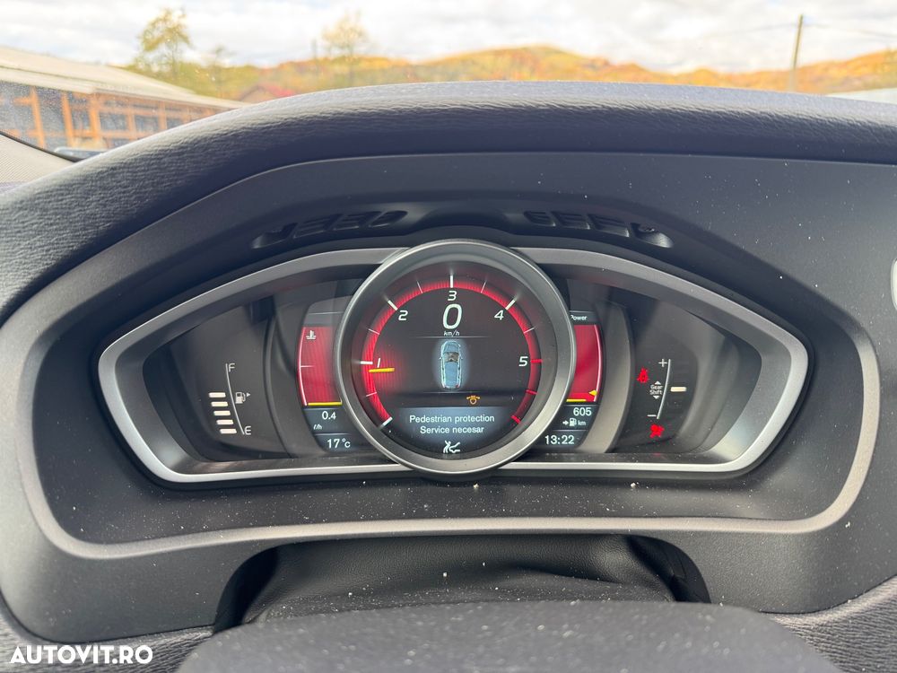 Volvo V40 D2 Ocean Race - 17