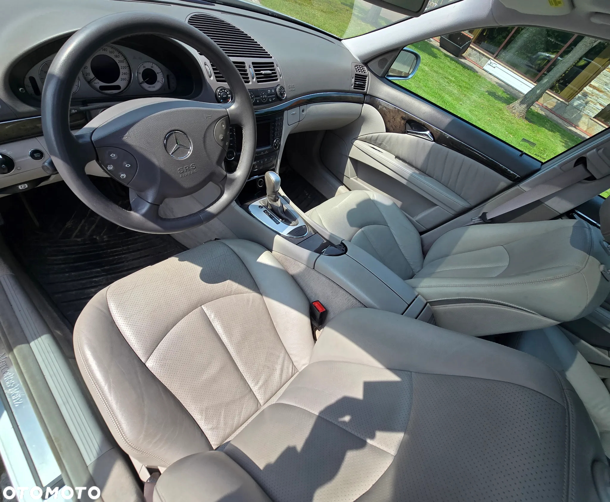 Mercedes-Benz Klasa E 320 CDI T Avantgarde - 8