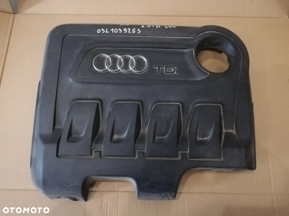 OSŁONA GÓRNA SILNIKA AUDI cun A1 A3 8P 2.0 TDI 03L103925S