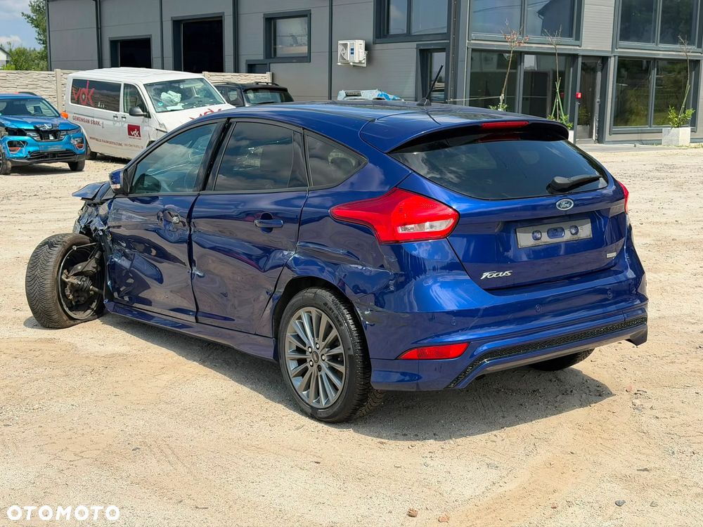 Ford Focus - 17