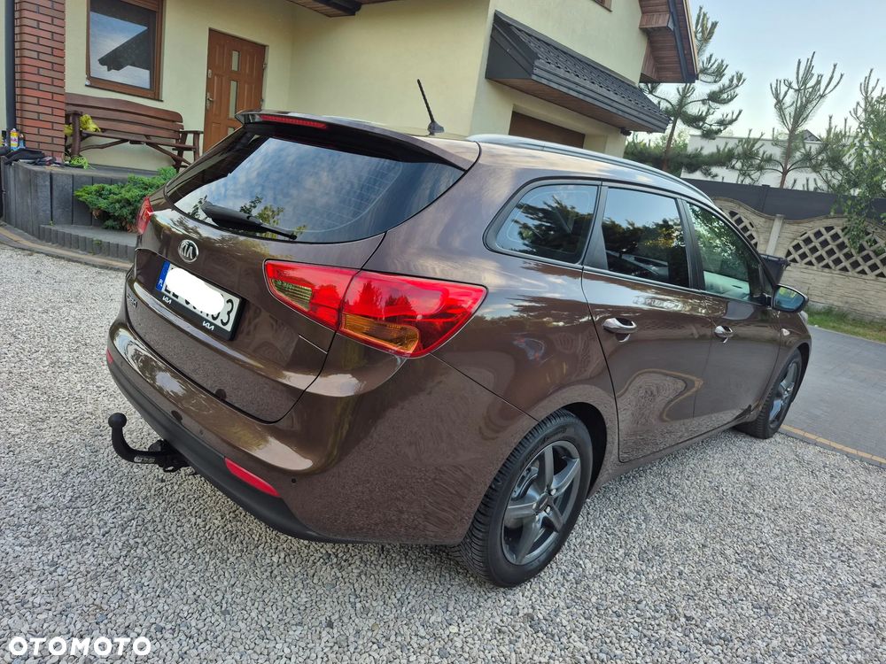 Kia Ceed 1.6 GDI Spirit - 8