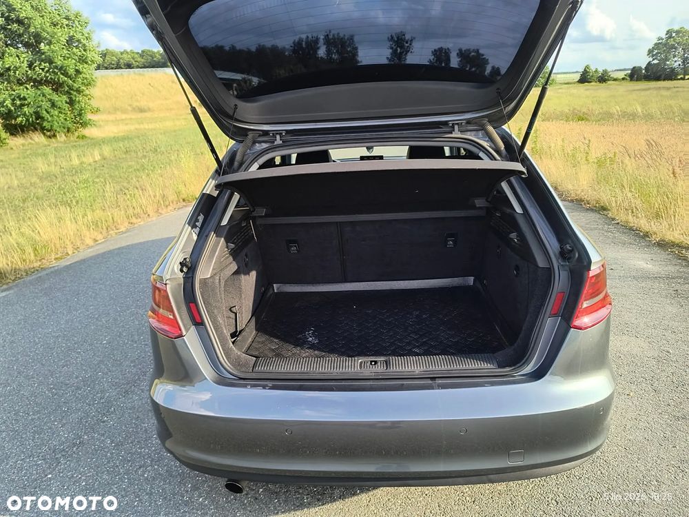 Audi A3 Sportback 1.6 TDI Ambiente - 10